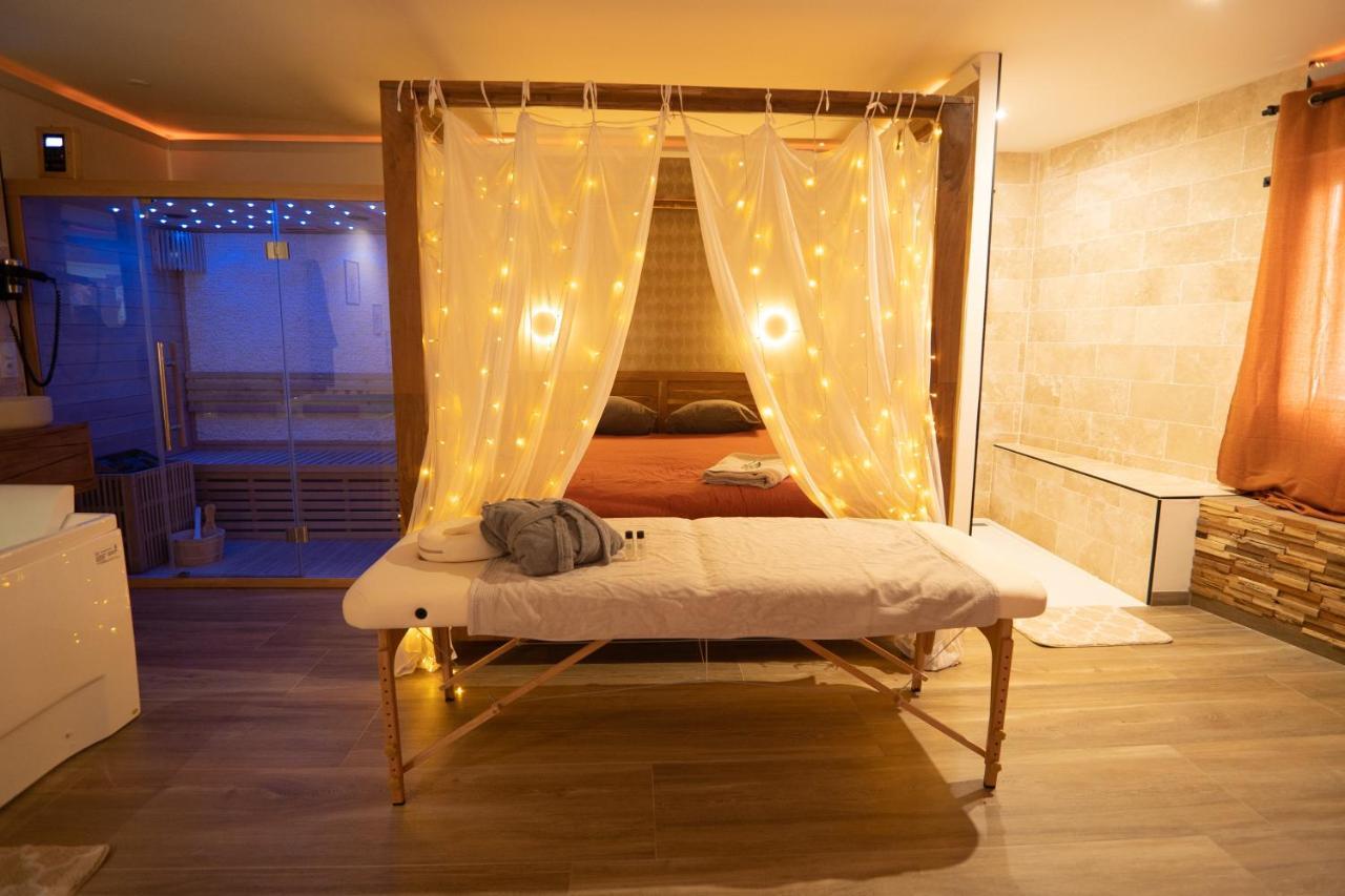 Capsule Marrakech I Chicha I Sauna I Balnéo I Console PS5 I Cinéma Trith-Saint-Leger Esterno foto